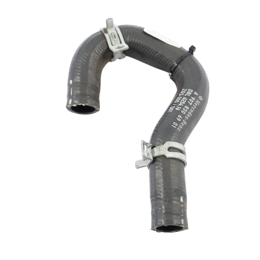 W907 Pompa Acqua Ausiliaria Linea Flessibile Refrigerante 9078306901 per Mercedes con numero di parte A9078306901 Mercedes W907 Pompa Acqua Ausiliaria Linea Flessibile Refrigerante 9078306901 - SKU A9078306901 - Numero di parte A9078306901