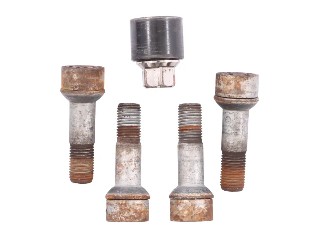 Bulloni Antifurto Ruote Lega Serrature Sicurezza per Mercedes ML W164 con numero di parte B66470145 Mercedes ML W164 Bulloni Antifurto Ruote Lega Serrature Sicurezza - SKU B66470145 - Numero di parte B66470145