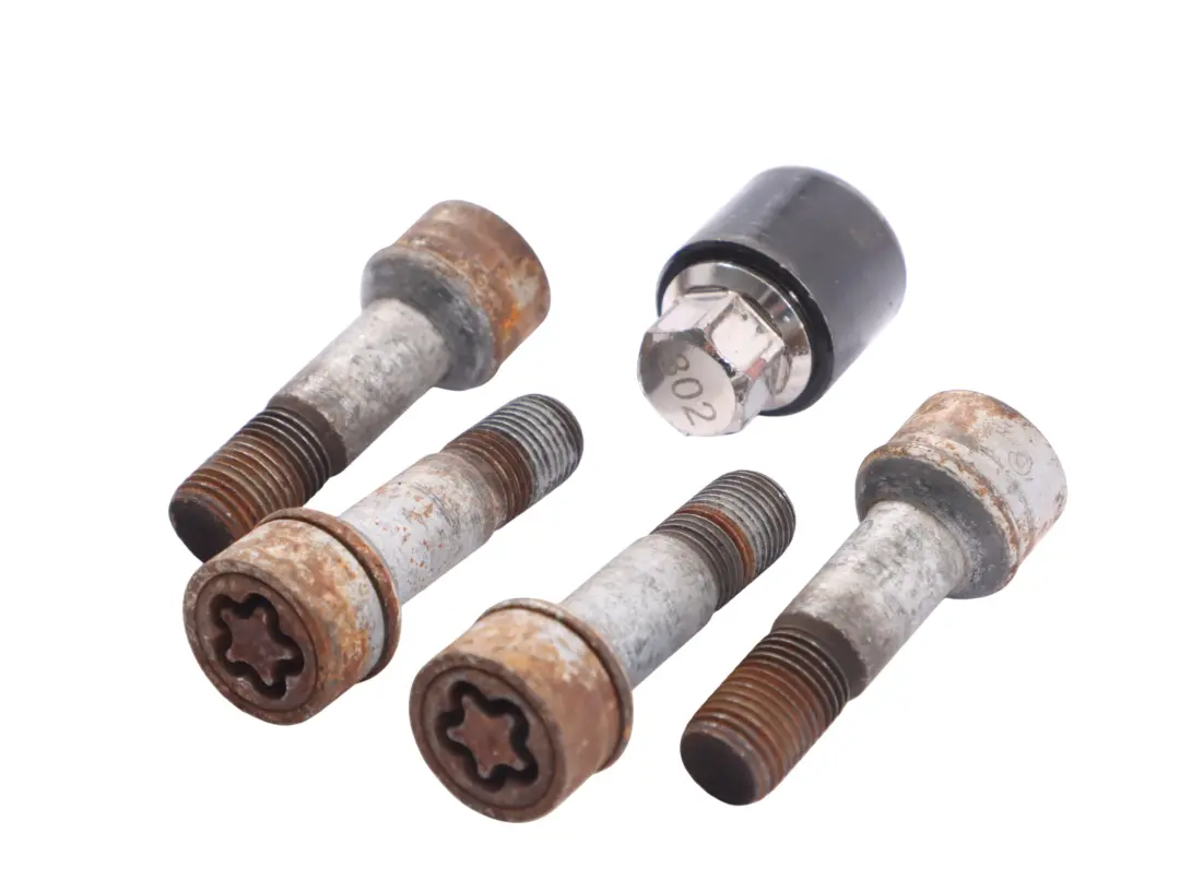 Anti Diebstahl Schrauben Rad Alloy Secure Locks für Mercedes ML W164 mit Teilenummer B66470145 Mercedes ML W164 Anti Diebstahl Schrauben Rad Alloy Secure Locks - SKU B66470145 - Teilenummer B66470145