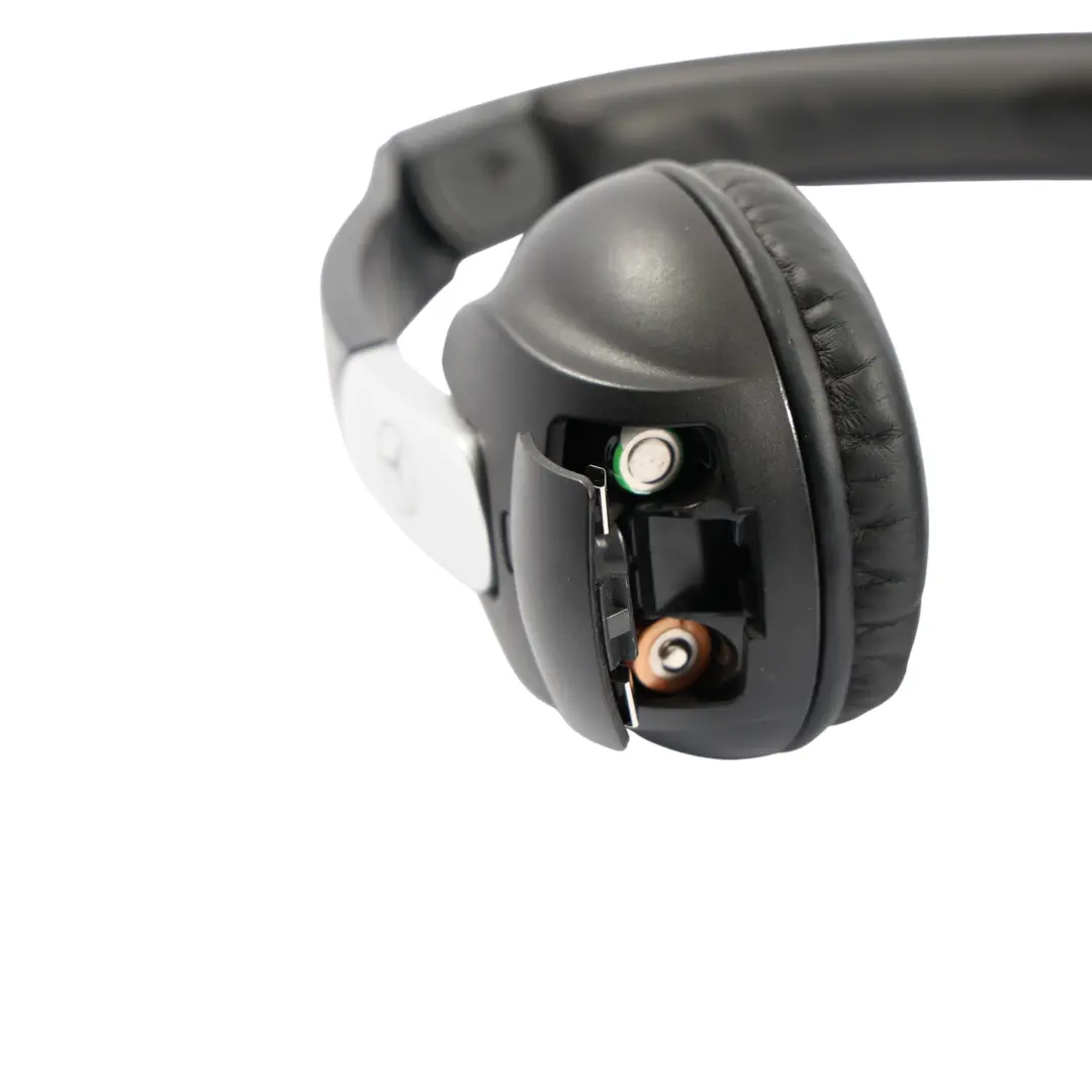 Set Di Cuffie Cuffie Bluetooth Per Infotainment Auto, per Mercedes W221 con numero di parte HEADPHONES-W212 Mercedes W221 Set Di Cuffie Cuffie Bluetooth Per Infotainment Auto, - SKU A2218707289 - Numero di parte HEADPHONES-W212