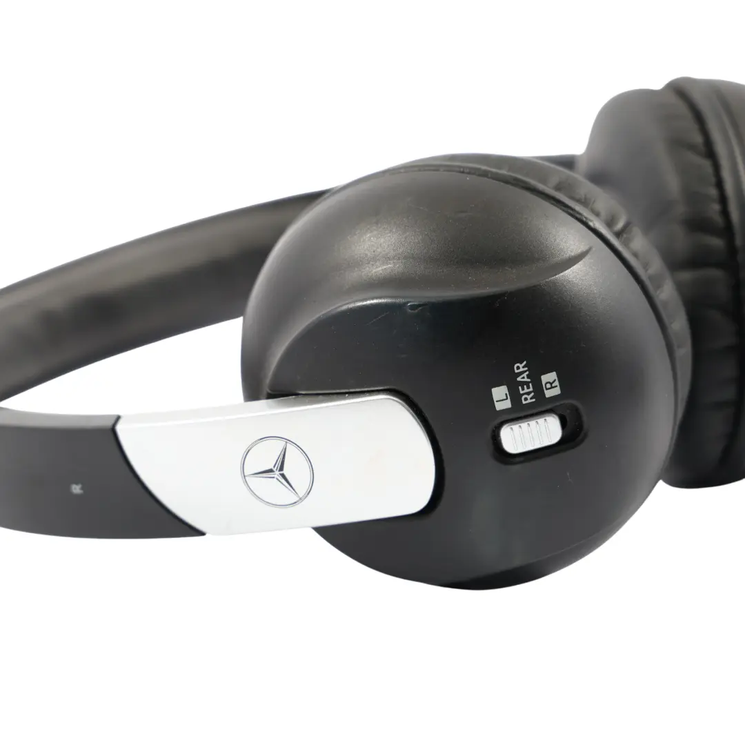 Casque Audio Bluetooth Système D'Infodivertissement pour Mercedes W221 à propos du numéro de pièce HEADPHONES-W212 Mercedes W221 Casque Audio Bluetooth Système D'Infodivertissement - SKU A2218707289 - Numéro de pièce HEADPHONES-W212