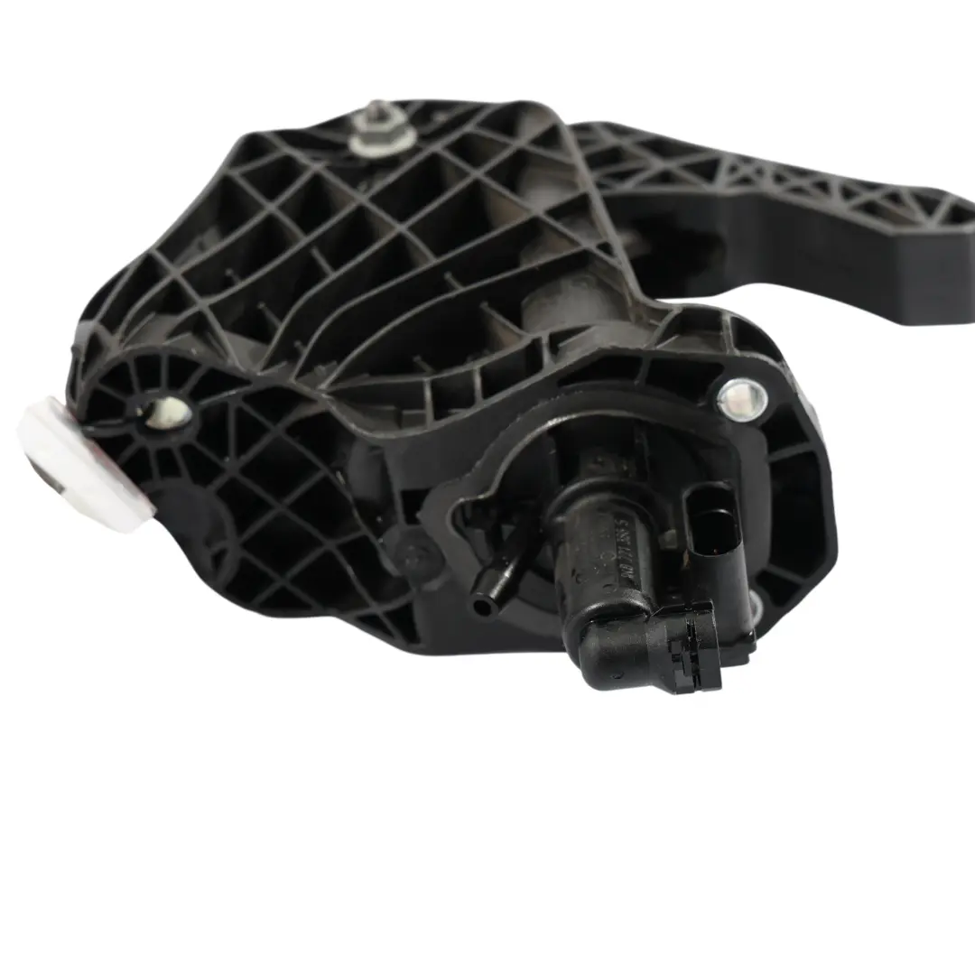 Clutch Pedal Audi A3 8P VW Glof Mk5 Box Assembly Clutch Pedal to with Part number 1K2721059DC Clutch Pedal Audi A3 8P VW Glof Mk5 Box Assembly Clutch Pedal - SKU RHD-1K2721059DC - Part number 1K2721059DC