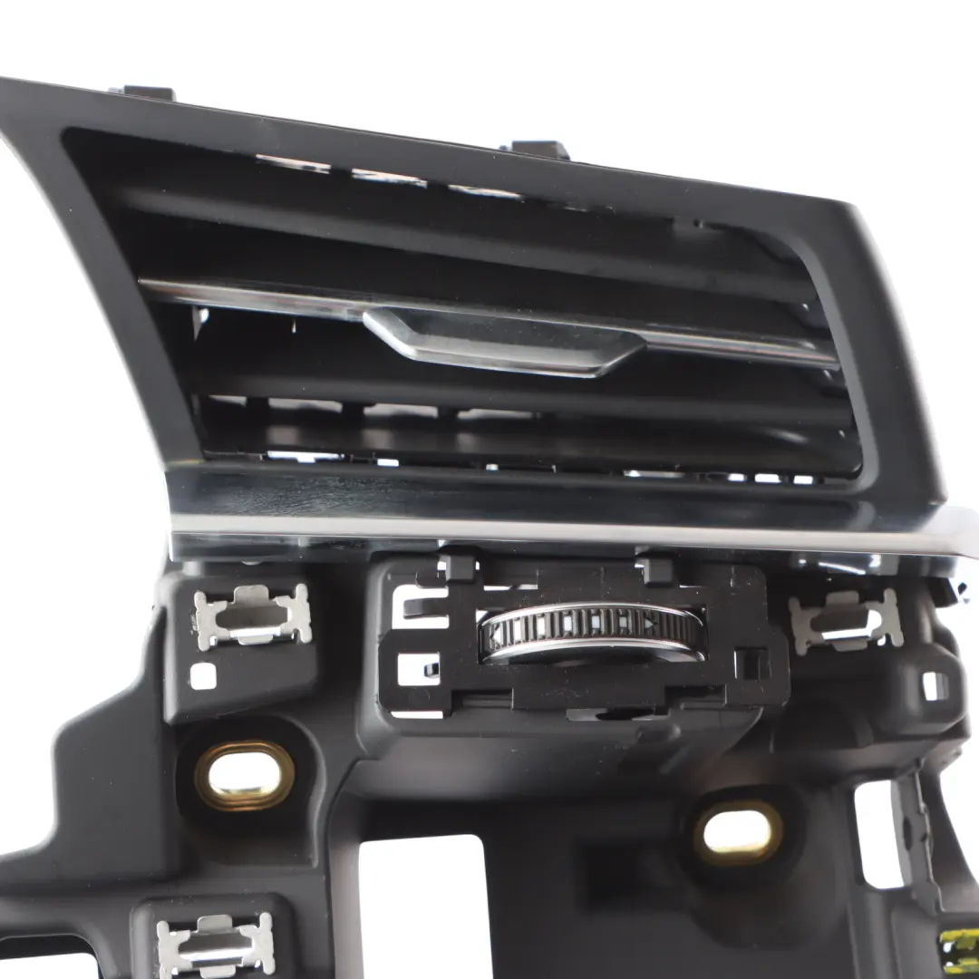 Vent Audi Q7 4M Front Dashboard Air Grille Nozzle Right O/S to Air with Part number 4M8820902H Air Vent Audi Q7 4M Front Dashboard Air Grille Nozzle Right O/S - SKU RHD-4M8820902H - Part number 4M8820902H