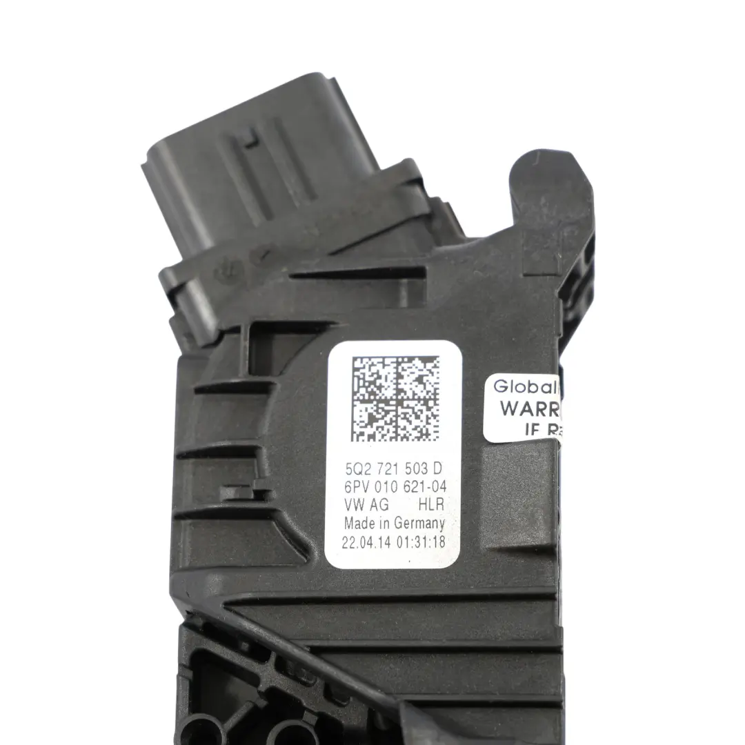 Throttle Pedal Accelerator Gas Pedal Assembly Manual to Audi A3 8V with Part number 5Q2721503D Audi A3 8V Throttle Pedal Accelerator Gas Pedal Assembly Manual - SKU RHD-5Q2721503D - Part number 5Q2721503D