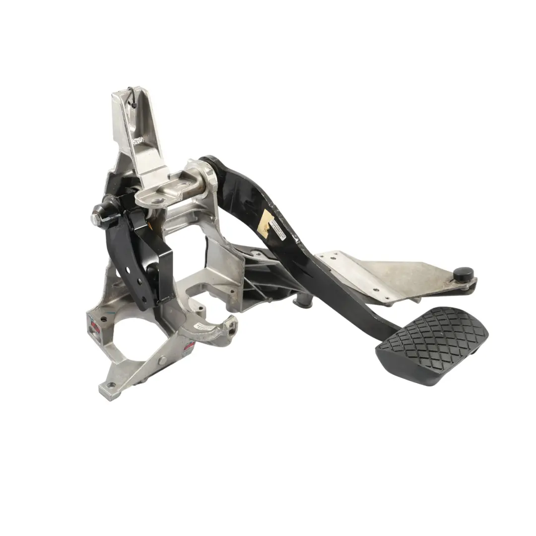 Brake Pedal Assembly Automatic Gearbox Transmission to Audi A4 B7 with Part number 8E2723139A Audi A4 B7 Brake Pedal Assembly Automatic Gearbox Transmission - SKU RHD-8E2723139A - Part number 8E2723139A