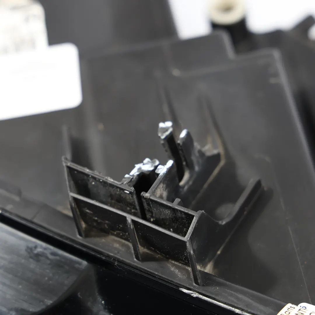 Headlight Headlamp Lamp Light Front Right O/S to Audi A4 B8 with Part number 8K0941004H Audi A4 B8 Headlight Headlamp Lamp Light Front Right O/S - SKU RHD-8K0941004H - Part number 8K0941004H