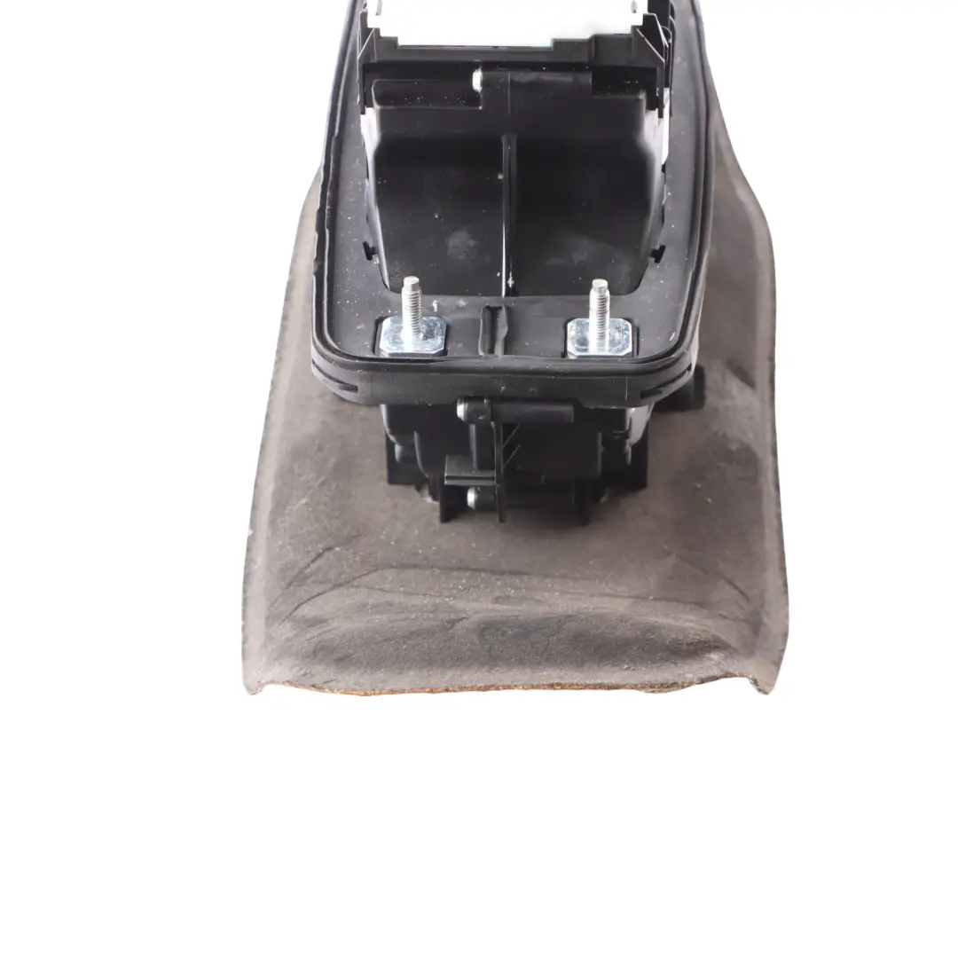 Selector Mechanism Automatic to Audi A4 B8 A5 8T Gear Shifter with Part number 8K2713041AQ Audi A4 B8 A5 8T Gear Shifter Selector Mechanism Automatic - SKU RHD-8K2713041AQ - Part number 8K2713041AQ