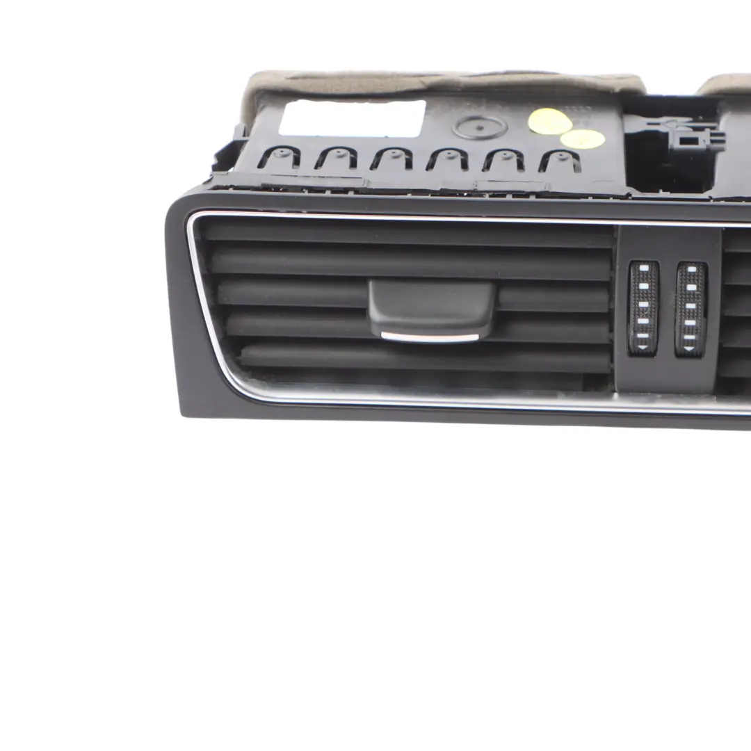 Centre Dashboard Air Vent Nozzle Grille Trim Cover 8R2820951B to Audi Q5 8R with Part number 8R2820951C Audi Q5 8R Centre Dashboard Air Vent Nozzle Grille Trim Cover 8R2820951B - SKU RHD-8R2820951C - Part number 8R2820951C