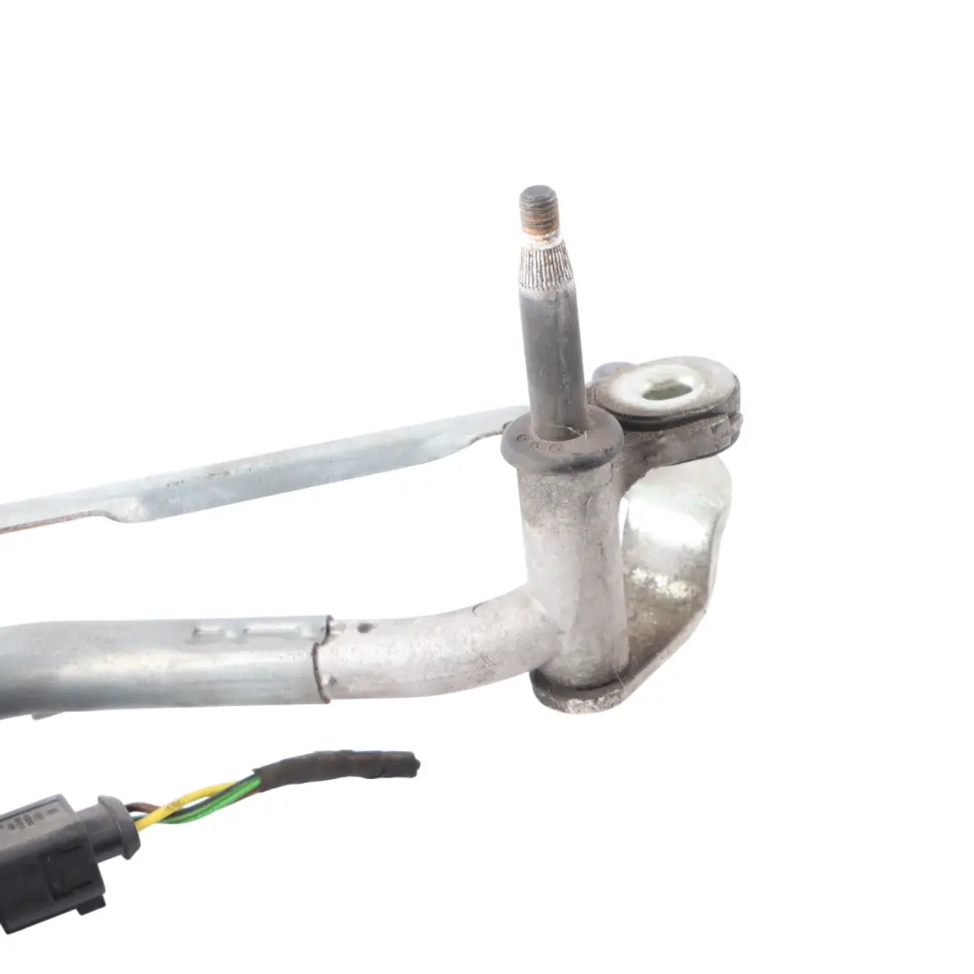 Windscreen Front Wiper Linkage System Motor 8X2955119 to Audi A1 8X with Part number 8X2955023G Audi A1 8X Windscreen Front Wiper Linkage System Motor 8X2955119 - SKU RHD-8X2955023G - Part number 8X2955023G