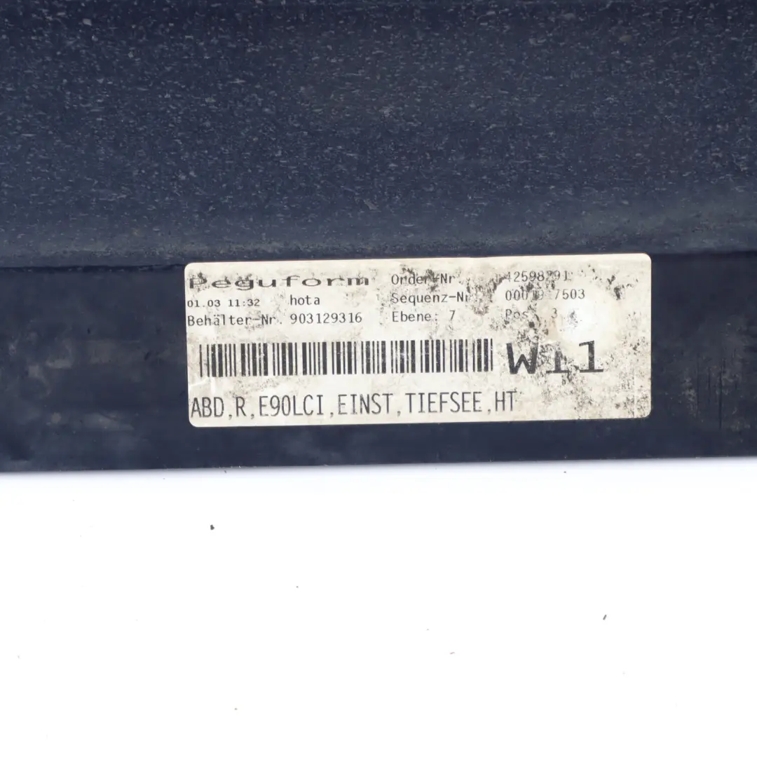  Side Skirt BMW E90 E91 LCI Sill Strip Right O/S Tiefseeblau Deep Sea Blue - A76 - SKU 0037060-DSB - Part number 0037060
