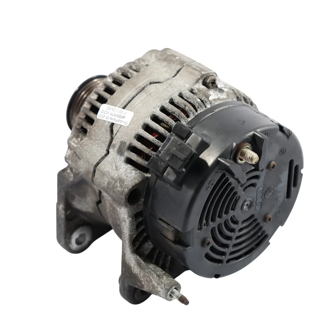 6N Alternador Generador BOSCH 14V 70A para Volkswagen Polo con número de pieza 028903025G Volkswagen Polo 6N Alternador Generador BOSCH 14V 70A - SKU 028903025G - Número de pieza 028903025G