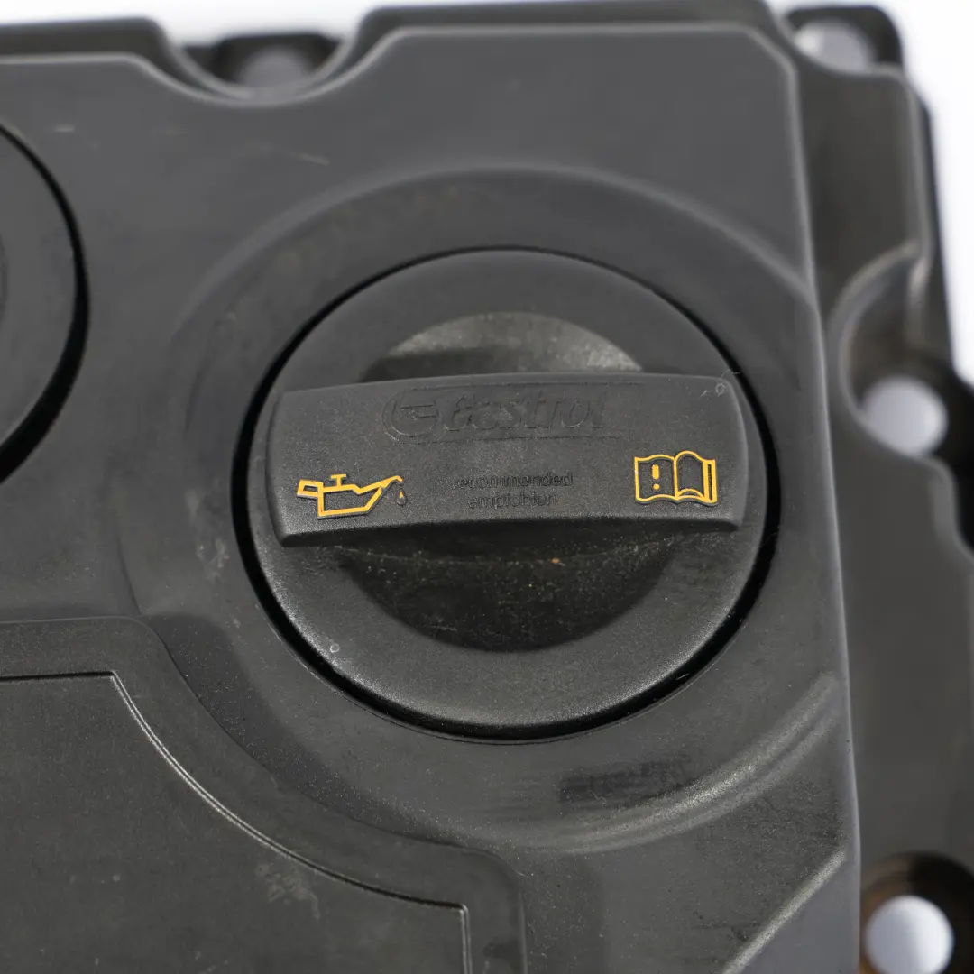 Cilindro Testa Valvole Copertura 03G103469G per Volkswagen Golf 5 Audi A3 8P 1.9 TDI con numero di parte 03G103469M Volkswagen Golf 5 Audi A3 8P 1.9 TDI Cilindro Testa Valvole Copertura 03G103469G - SKU 03G103469M - Numero di parte 03G103469M