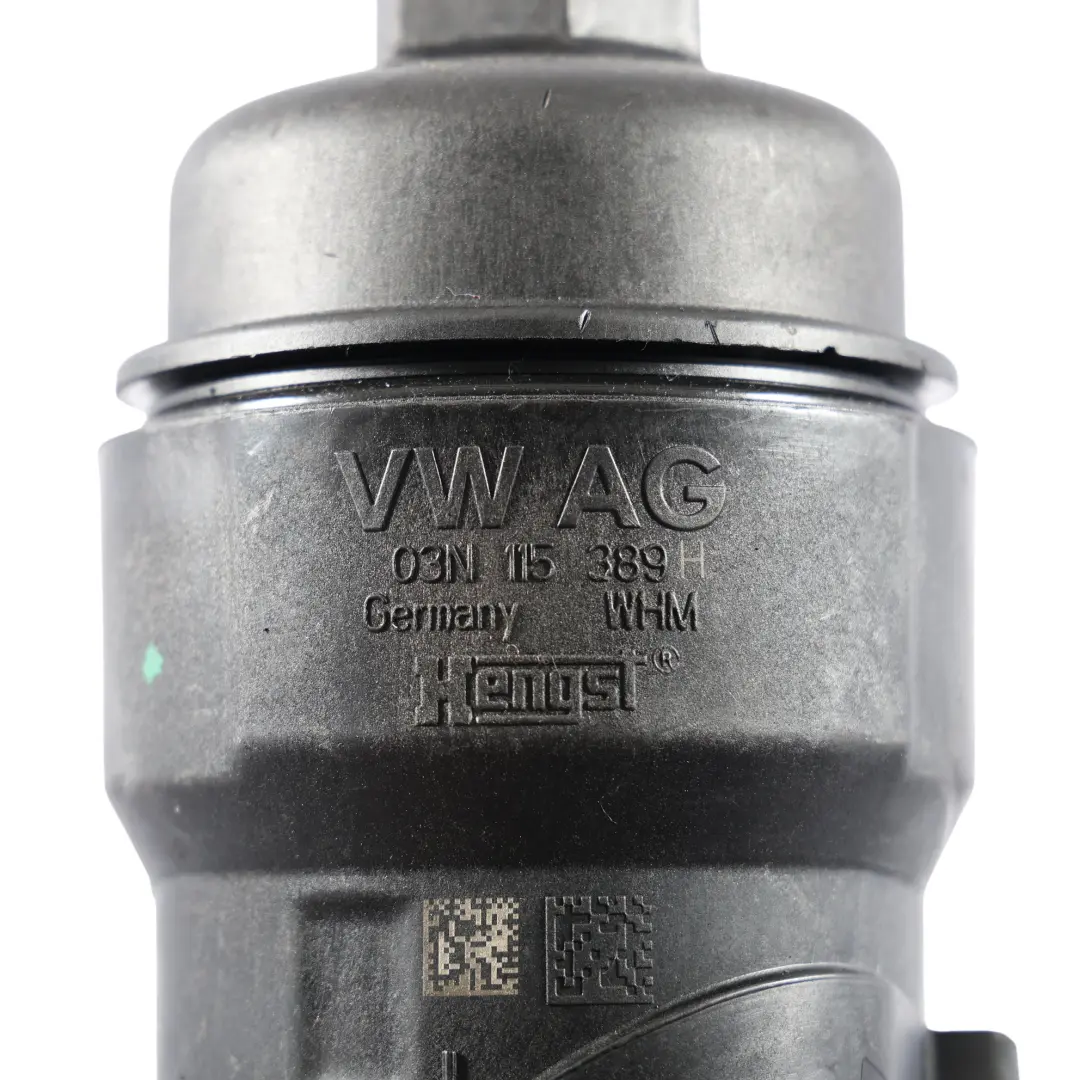Alloggiamento Filtro Olio Audi A4 B8 A5 8T 2.0 TDI Radiatore Olio per con numero di parte 03N115389H Alloggiamento Filtro Olio Audi A4 B8 A5 8T 2.0 TDI Radiatore Olio - SKU 03N115389H - Numero di parte 03N115389H