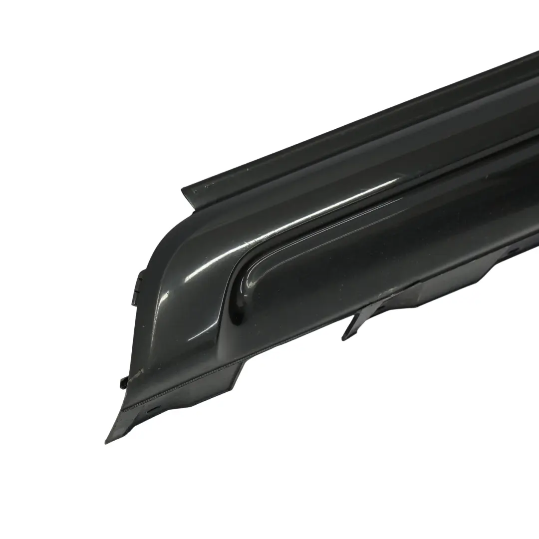 Minigonna Laterale M Sport Coperchio Sinistra Schwarz 2 Nero - 668 per BMW X3 E83 con numero di parte 0403480 BMW X3 E83 Minigonna Laterale M Sport Coperchio Sinistra Schwarz 2 Nero - 668 - SKU 0403480-SCH - Numero di parte 0403480