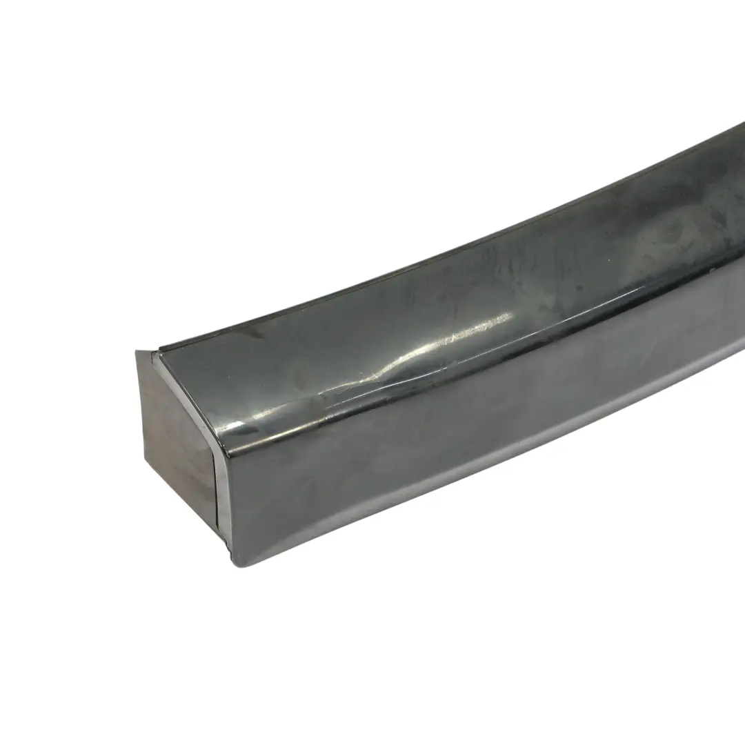 Finitura Portellone Posteriore M Sport Coperchio Schwarz 2 - 668 per BMW X3 E83 con numero di parte 0403511 BMW X3 E83 Finitura Portellone Posteriore M Sport Coperchio Schwarz 2 - 668 - SKU 0403511-SCH - Numero di parte 0403511