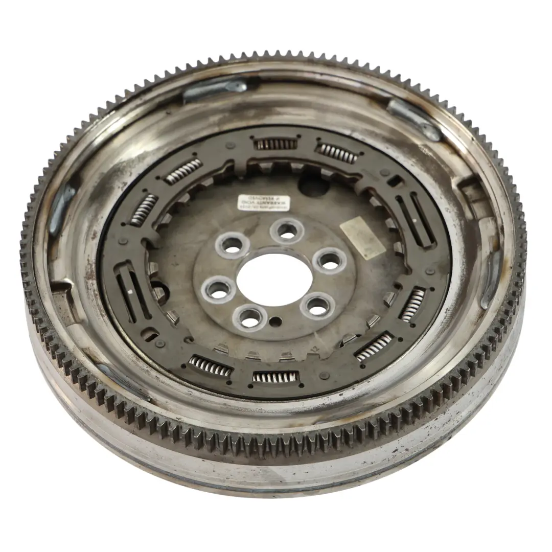 Volant Moteur Bimasse Essence pour Audi Q2 GA Volkswagen Golf 8 Double à propos du numéro de pièce 04E105266AM Audi Q2 GA Volkswagen Golf 8 Double Volant Moteur Bimasse Essence - SKU 04E105266AM - Numéro de pièce 04E105266AM