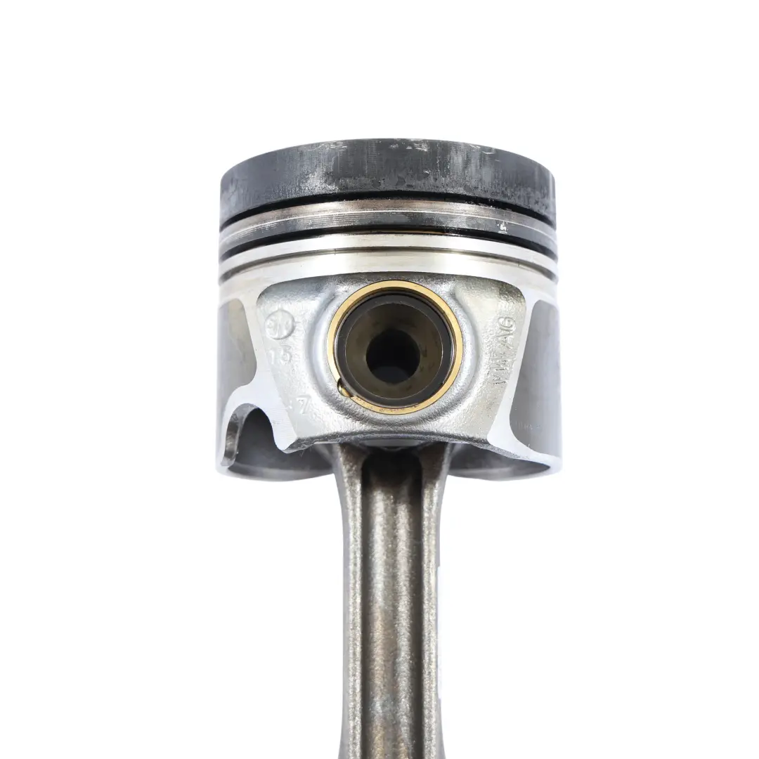 Korbowód Tłok Korba Silnika 2.0 TDI Diesel do Audi Q3 8U o numerze 04L107065AL Audi Q3 8U Korbowód Tłok Korba Silnika 2.0 TDI Diesel - SKU 04L107065AL - Numer Części 04L107065AL