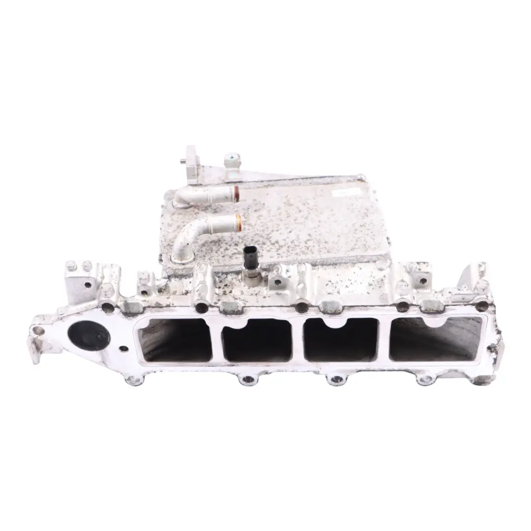 Luft Kühler Ansaug Stutzen Hauptfach für Audi A3 8V Q3 mit Teilenummer 04L129766Q Audi A3 8V Q3 Luft Kühler Ansaug Stutzen Hauptfach - SKU 04L129766Q - Teilenummer 04L129766Q