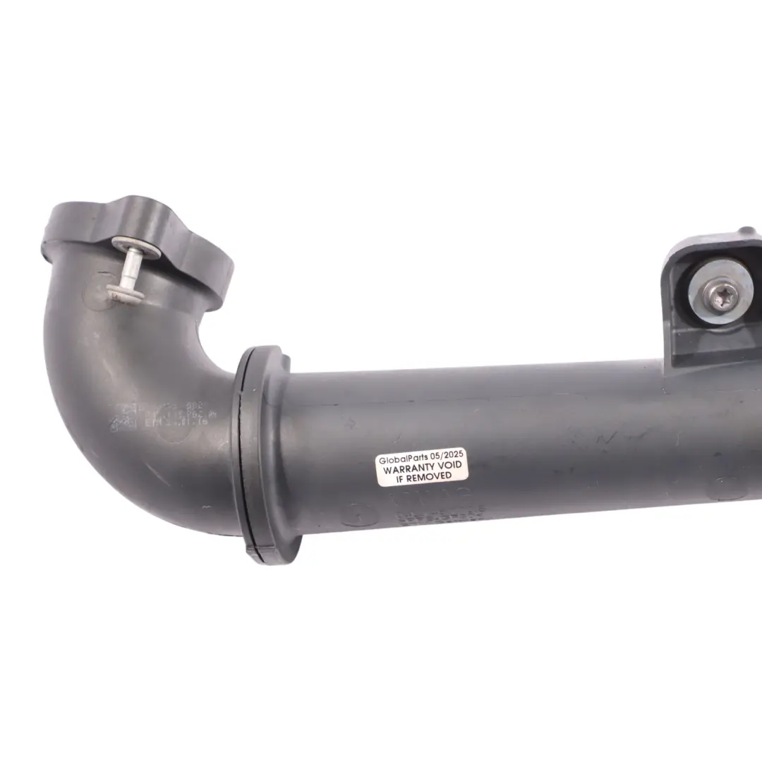 Przewód Intercoolera do VW Golf Mk7 Audi A3 8V Seat Leon 3 1.6 TDI o numerze 04L145770S VW Golf Mk7 Audi A3 8V Seat Leon 3 1.6 TDI Przewód Intercoolera - SKU 04L145770S - Numer Części 04L145770S