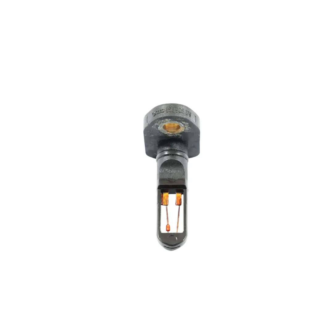 8N Czujnik Temperatury Powietrza Dolotowego do Audi TT o numerze 058905379 Audi TT 8N Czujnik Temperatury Powietrza Dolotowego - SKU 058905379 - Numer Części 058905379