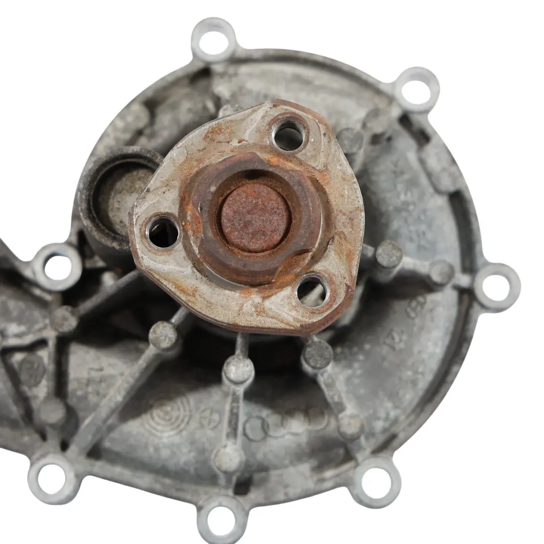 CDUC Pompe À Eau De Refroidissement pour Audi A5 8T 3.0 TDI à propos du numéro de pièce 059121008J Audi A5 8T 3.0 TDI CDUC Pompe À Eau De Refroidissement - SKU 059121008J - Numéro de pièce 059121008J