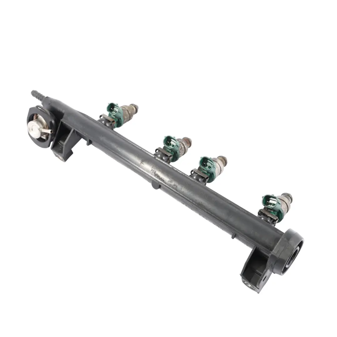 Iniettore Fuel Rail Audi A3 8L Volkswagen Golf 4 1.6 2.0 Benzina per con numero di parte 06A133317A Iniettore Fuel Rail Audi A3 8L Volkswagen Golf 4 1.6 2.0 Benzina - SKU 06A133317A - Numero di parte 06A133317A