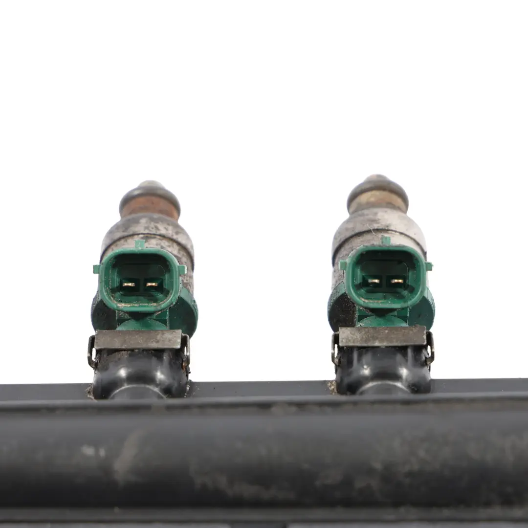 Injecteur Rail De Carburant Audi A3 8L VW Golf 4 1.6 2.0 Petrol pour à propos du numéro de pièce 06A133317A Injecteur Rail De Carburant Audi A3 8L VW Golf 4 1.6 2.0 Petrol - SKU 06A133317A - Numéro de pièce 06A133317A