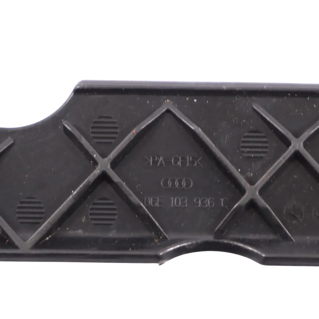 Kraftstoff Verteiler Halterung Audi S4 B8 Abdeckung Gehäuse für mit Teilenummer 06E103936C Kraftstoff Verteiler Halterung Audi S4 B8 Abdeckung Gehäuse - SKU 06E103936C - Teilenummer 06E103936C