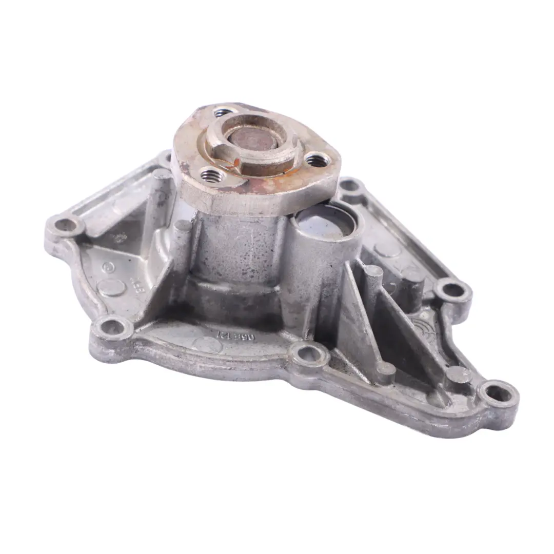 Dodatkowa Pompa Chłodząca Wody do Audi A4 B7 B8 S4 B8 o numerze 06E121005F Audi A4 B7 B8 S4 B8 Dodatkowa Pompa Chłodząca Wody - SKU 06E121005F - Numer Części 06E121005F
