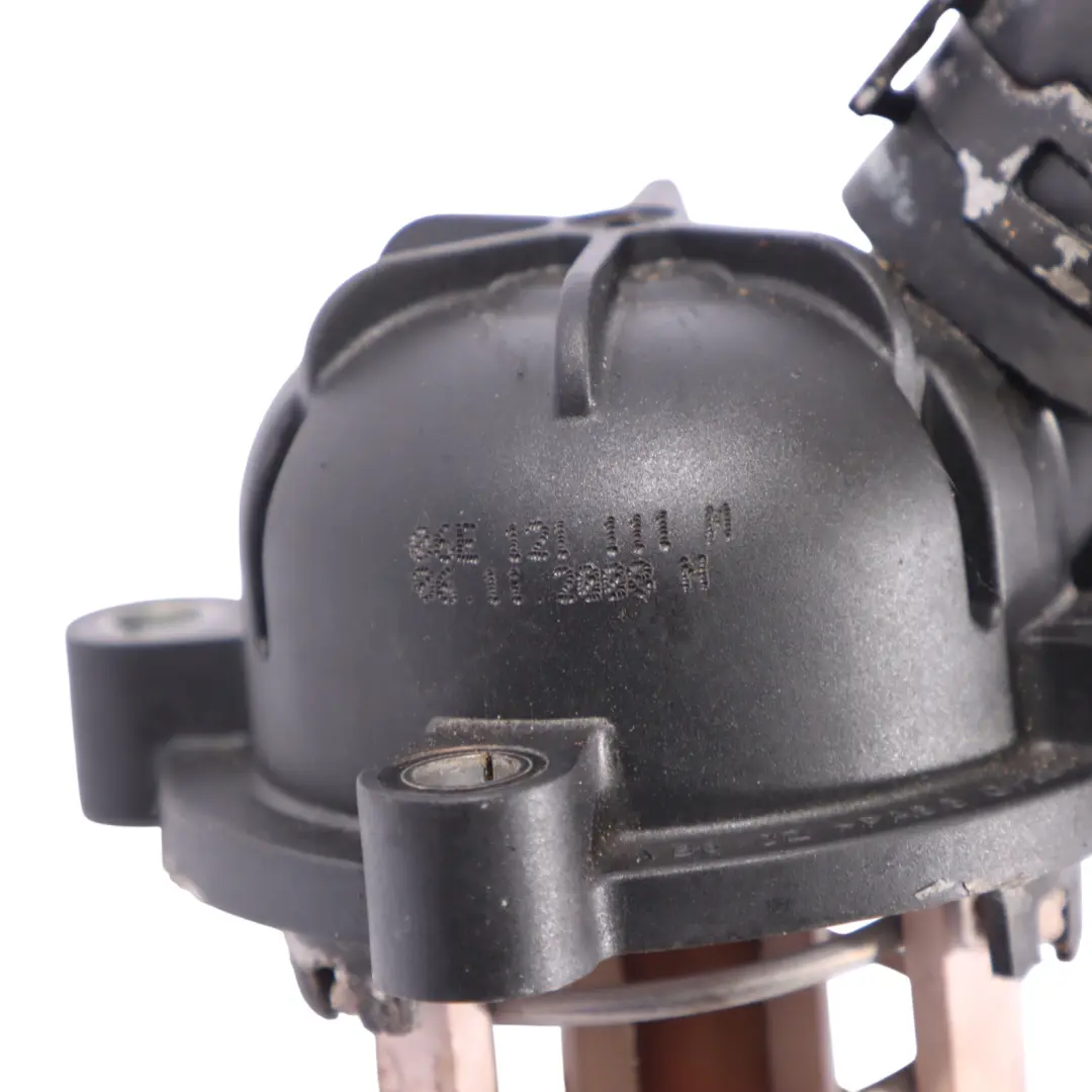 Gasolina Motor Agua Refrigerante Termostato Carcasa para Audi A4 B7 B8 con número de pieza 06E121111M Audi A4 B7 B8 Gasolina Motor Agua Refrigerante Termostato Carcasa - SKU 06E121111M - Número de pieza 06E121111M