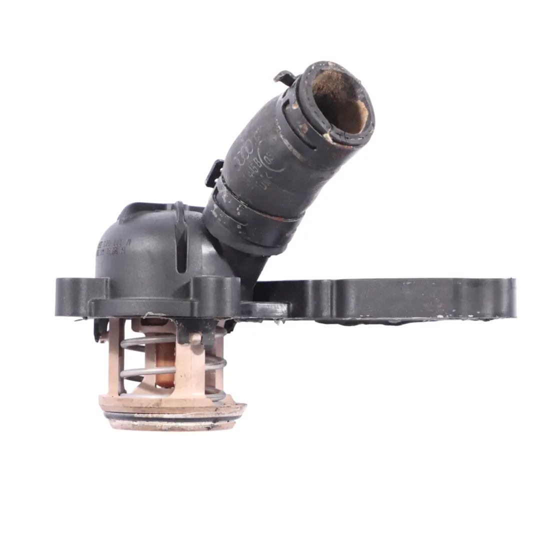 Boîtier Thermostat Liquide Refroidissement Moteur Essence pour Audi A4 B7 B8 A6 C6 à propos du numéro de pièce 06E121111M Audi A4 B7 B8 A6 C6 Boîtier Thermostat Liquide Refroidissement Moteur Essence - SKU 06E121111M - Numéro de pièce 06E121111M