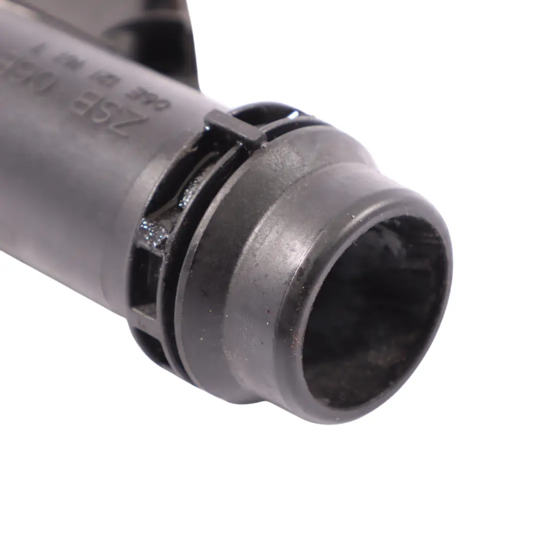Audi A4 B7 A4 B8 A5 B8 Q5 Tapa De La Brida Del Refrigerante Del Agua - SKU 06E121168 - Número de pieza 06E121168