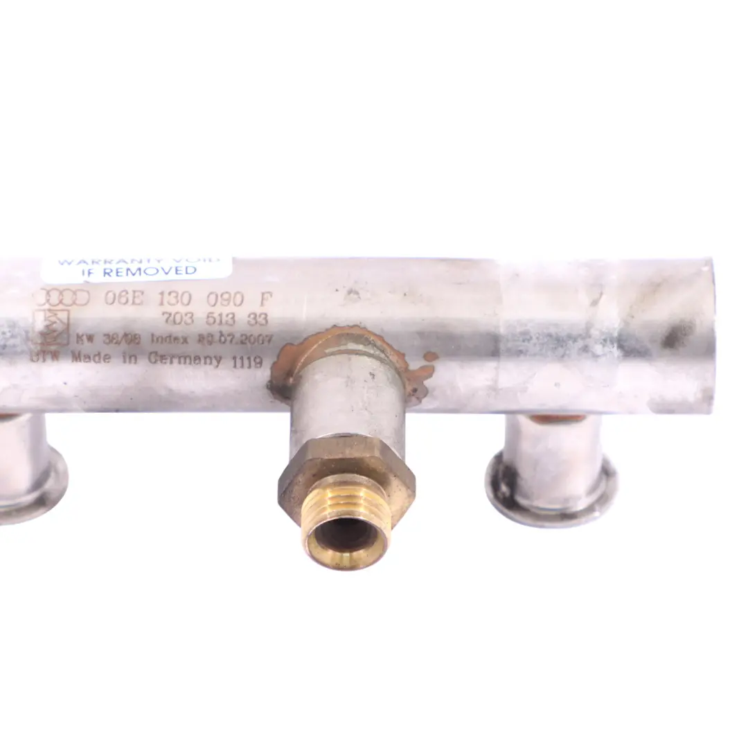 Audi A4 B8 A6 C7 Benzin Kraftstoff Verteiler Rechts - SKU 06E130090F - Teilenummer 06E130090F