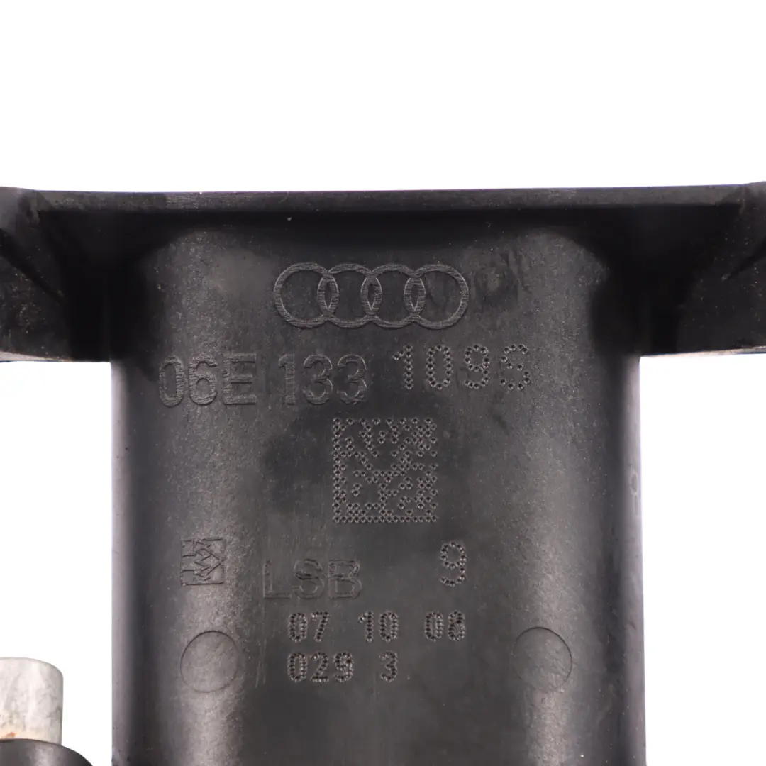 Benzin Ansaugstutzen Hauptleitung Links für Audi A4 B8 3.2 FSI mit Teilenummer 06E133109S Audi A4 B8 3.2 FSI Benzin Ansaugstutzen Hauptleitung Links - SKU 06E133109S - Teilenummer 06E133109S