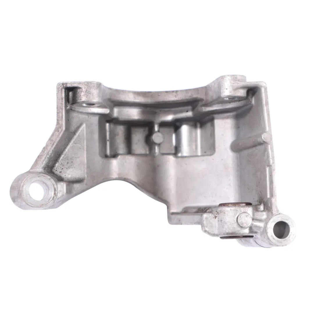 Servo Lenkungs Pumpen Halterung für Audi S4 B8 mit Teilenummer 06E145393B Audi S4 B8 Servo Lenkungs Pumpen Halterung - SKU 06E145393B - Teilenummer 06E145393B