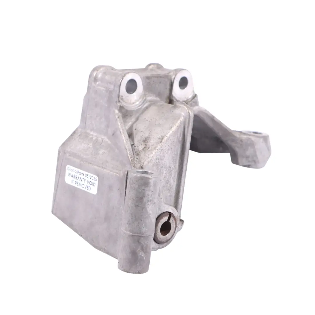 Łapa Uchwyt Mocowanie Pompy Wspomagania do Audi S4 B8 o numerze 06E145393B Audi S4 B8 Łapa Uchwyt Mocowanie Pompy Wspomagania - SKU 06E145393B - Numer Części 06E145393B