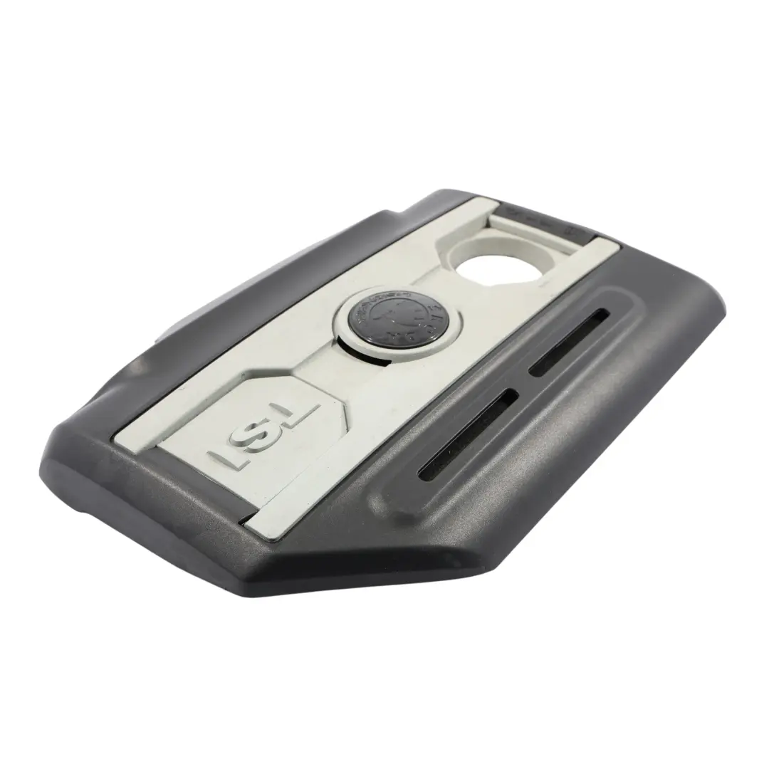 1Z Petrol TSI Engine Top Cover Cap Moulding Trim to Skoda Octavia with Part number 06J103925BJ Skoda Octavia 1Z Petrol TSI Engine Top Cover Cap Moulding Trim - SKU 06J103925BJ - Part number 06J103925BJ