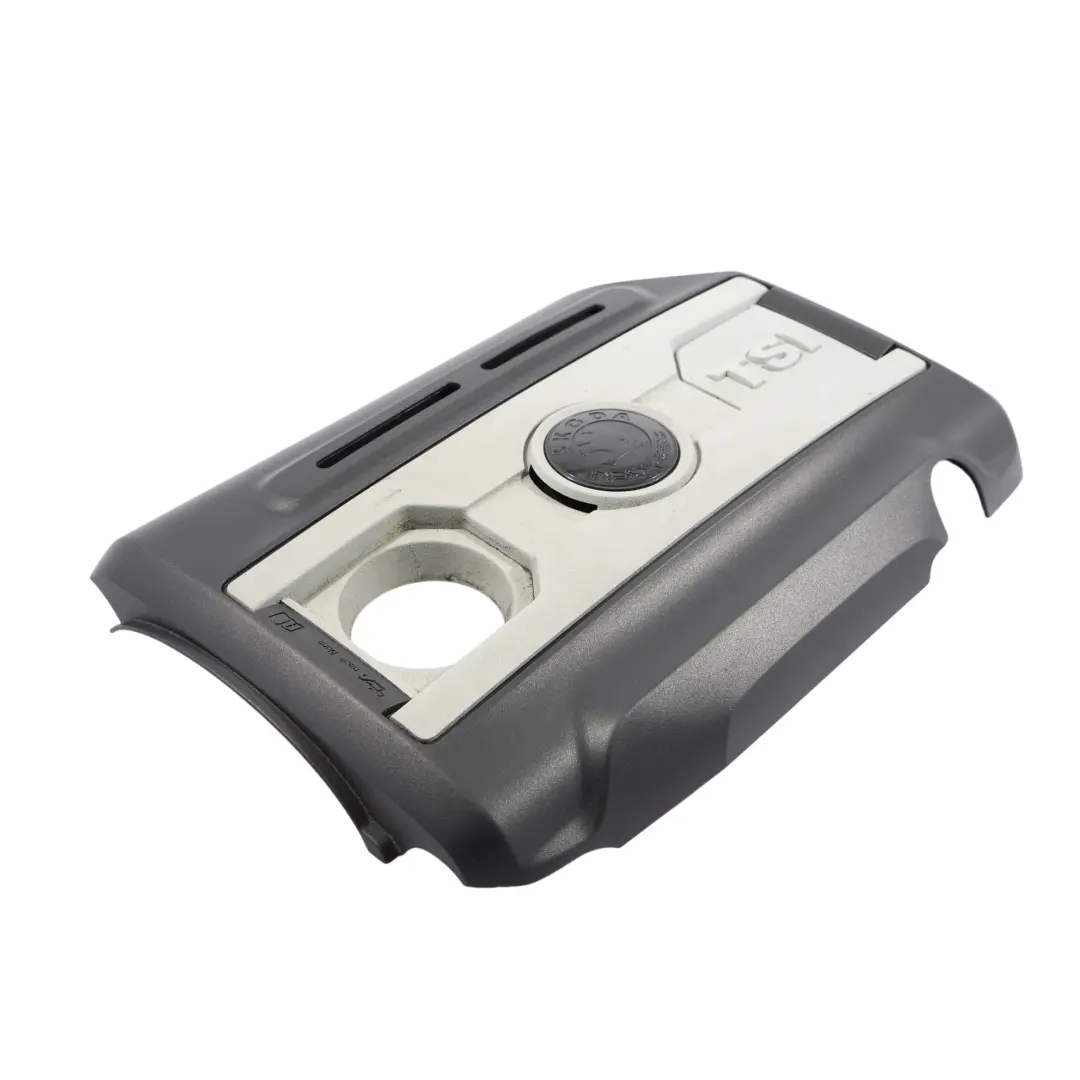 1Z Gasolina TSI Motor Tapa Tapa Moldura Embellecedor para Skoda Octavia con número de pieza 06J103925BJ Skoda Octavia 1Z Gasolina TSI Motor Tapa Tapa Moldura Embellecedor - SKU 06J103925BJ - Número de pieza 06J103925BJ