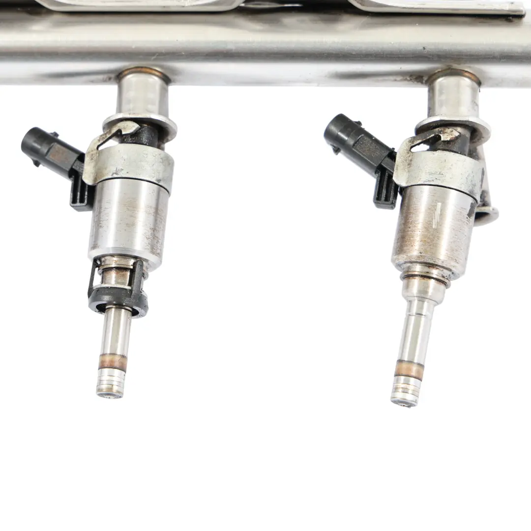 Rail Audi A3 8P TT 8J Petrol Fuel System Rail to Fuel Injection with Part number 06J133317M Fuel Injection Rail Audi A3 8P TT 8J Petrol Fuel System Rail - SKU 06J133317M-2 - Part number 06J133317M