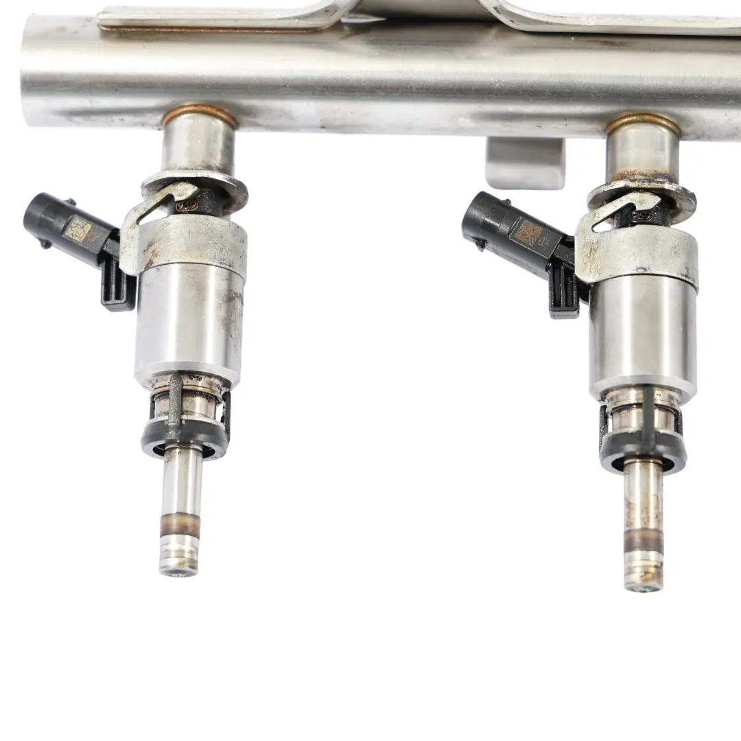 Rail Audi A3 8P TT 8J Petrol Fuel System Rail to Fuel Injection with Part number 06J133317M Fuel Injection Rail Audi A3 8P TT 8J Petrol Fuel System Rail - SKU 06J133317M-2 - Part number 06J133317M