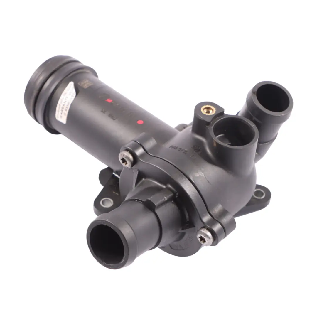 Alloggiamento Termostato Audi RS3 8V TTRS 8S 2.5 TFSI Refrigerante per con numero di parte 07K121111D Alloggiamento Termostato Audi RS3 8V TTRS 8S 2.5 TFSI Refrigerante - SKU 07K121111D - Numero di parte 07K121111D