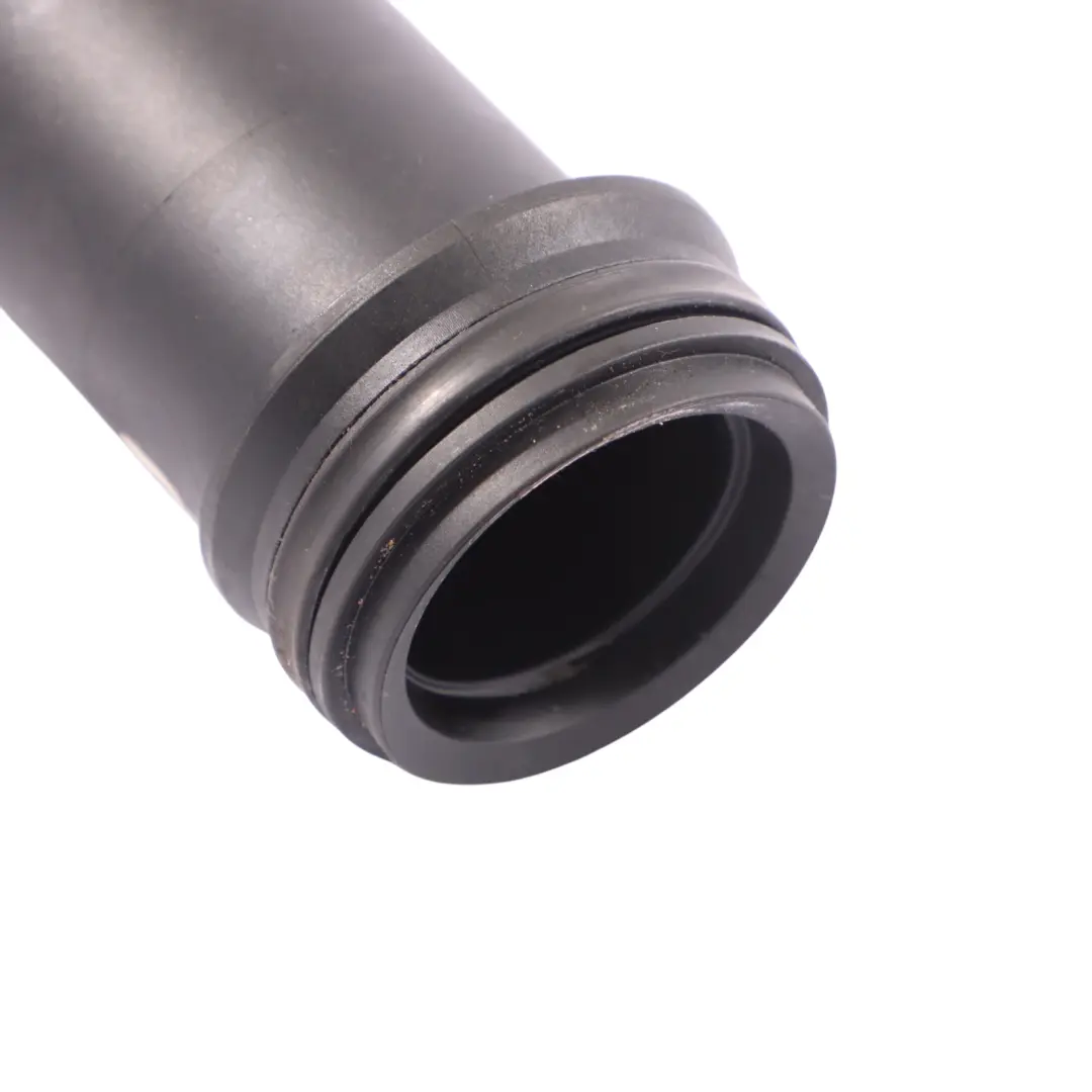 Alloggiamento Termostato Audi RS3 8V TTRS 8S 2.5 TFSI Refrigerante per con numero di parte 07K121111D Alloggiamento Termostato Audi RS3 8V TTRS 8S 2.5 TFSI Refrigerante - SKU 07K121111D - Numero di parte 07K121111D