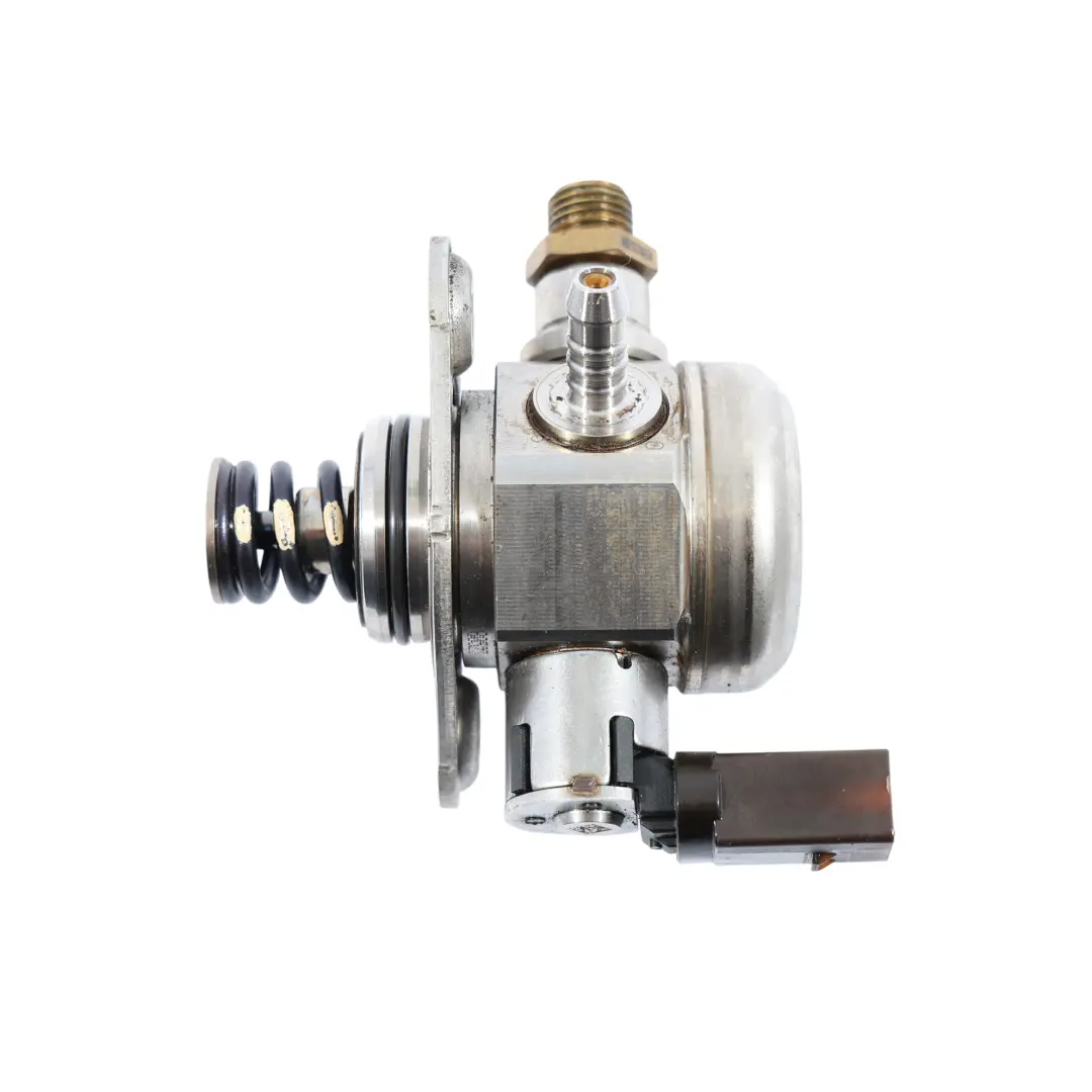 Unidad Bomba Combustible Alta Presión Gasolina para Audi RS3 8V 2.5 TFSI con número de pieza 07K127025D Audi RS3 8V 2.5 TFSI Unidad Bomba Combustible Alta Presión Gasolina - SKU 07K127025D - Número de pieza 07K127025D