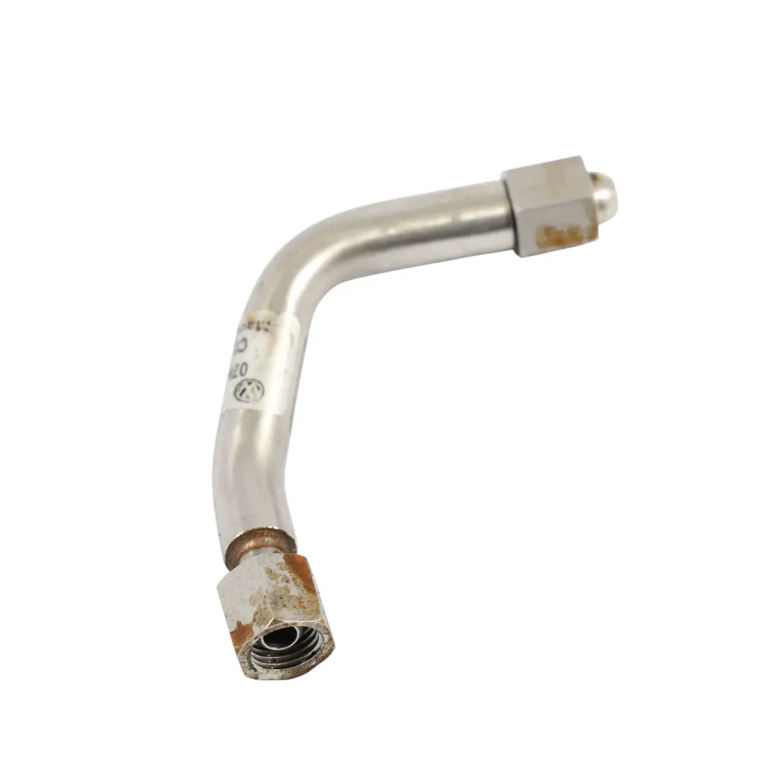 Tubo Inyección Bomba De Combustible Manguera 2.5 TFSI para Audi RS3 8V con número de pieza 07K127501L Audi RS3 8V Tubo Inyección Bomba De Combustible Manguera 2.5 TFSI - SKU 07K127501L - Número de pieza 07K127501L