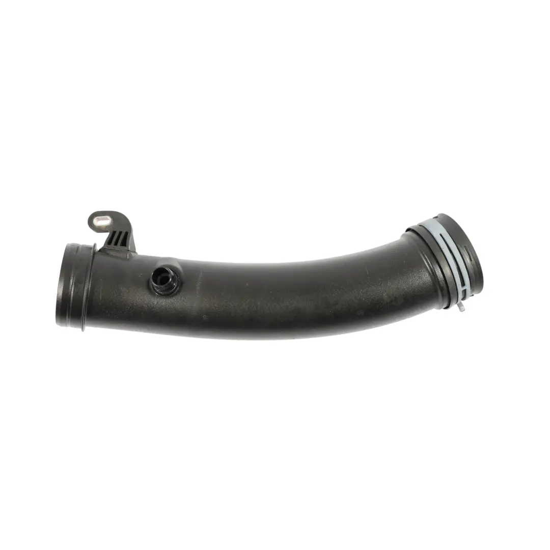 Tubo Di Aspirazione Aria Linea Tubo Intercooler 2.5 TFSI per Audi RS3 8V con numero di parte 07K129665E Audi RS3 8V Tubo Di Aspirazione Aria Linea Tubo Intercooler 2.5 TFSI - SKU 07K129665E - Numero di parte 07K129665E