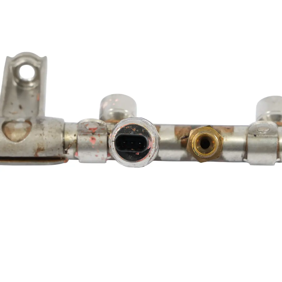 Audi RS3 8V Tubería de Inyección de Gasolina 2.5 TFSI - SKU 07K133317AB - Número de pieza 07K133317AB