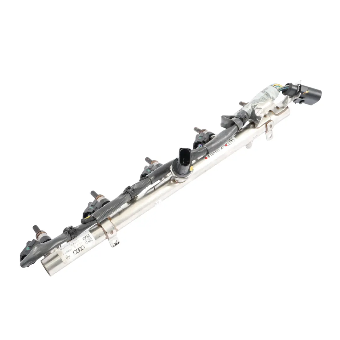 Injecteurs Tuyau de rail d'injection 2.5 TFSI Petrol pour Audi RS3 8V à propos du numéro de pièce 07K133681B Audi RS3 8V Injecteurs Tuyau de rail d'injection 2.5 TFSI Petrol - SKU 07K133681B - Numéro de pièce 07K133681B