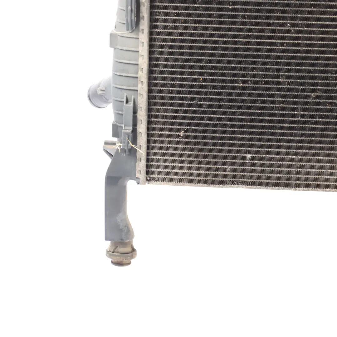 Wasser Kühlmittel Kühler 6C11-8005-AD für Ford Transit 2.2 TDCi 2.4 TDCi Motor mit Teilenummer 1383315 Ford Transit 2.2 TDCi 2.4 TDCi Motor Wasser Kühlmittel Kühler 6C11-8005-AD - SKU 1383315 - Teilenummer 1383315