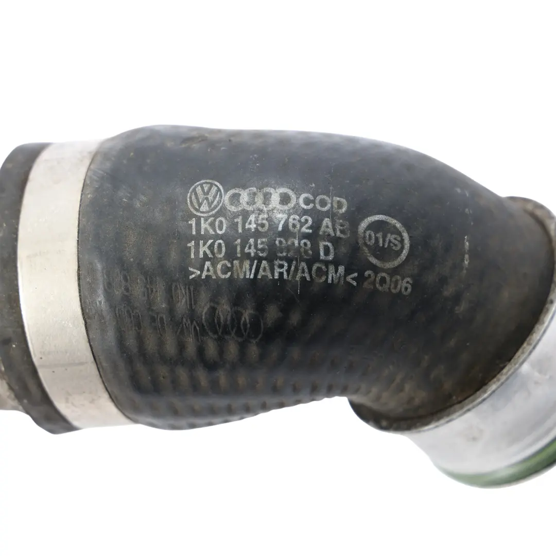 1K 2.0 TDI Tuyau D'Échangeur De Chaleur Turbo 1K0145762AB pour Volkswagen Golf à propos du numéro de pièce 1K0145762AB1 Volkswagen Golf 1K 2.0 TDI Tuyau D'Échangeur De Chaleur Turbo 1K0145762AB - SKU 1K0145762AB-1 - Numéro de pièce 1K0145762AB1