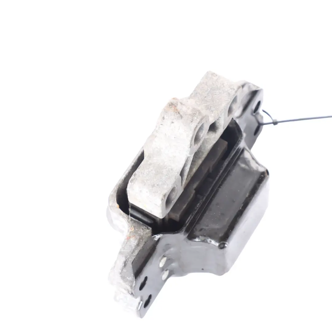 Motore Cambio Supporto Staffa Titolare Sinistra per Audi A3 8P con numero di parte 1K0199555Q Audi A3 8P Motore Cambio Supporto Staffa Titolare Sinistra - SKU 1K0199555Q - Numero di parte 1K0199555Q